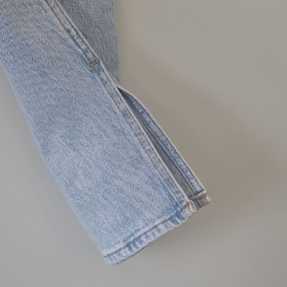 Levi's Light Blue 70s Straight - Picture 8 of 9
